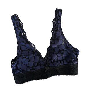 Aerie Eyelash Lace Plunge Bralette Size Small Pullover 32C, 34A, 34B